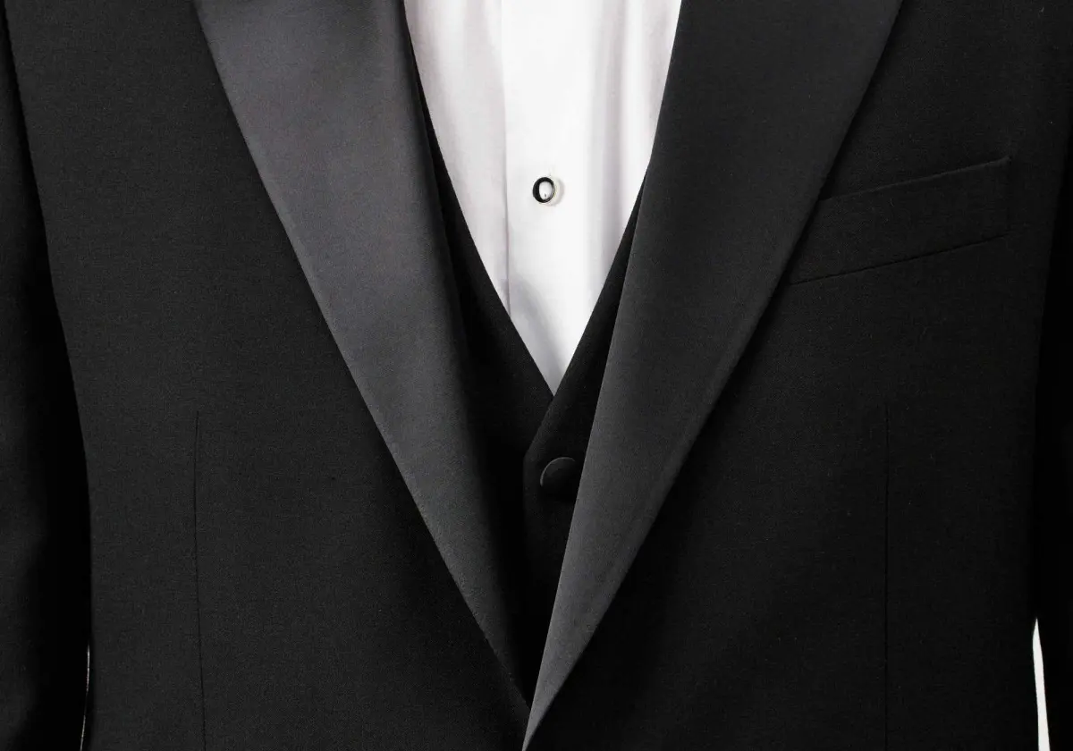 КОСТЮМ В АРЕНДУ