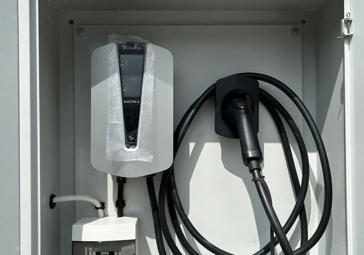 Зарядная станция для электромобиля