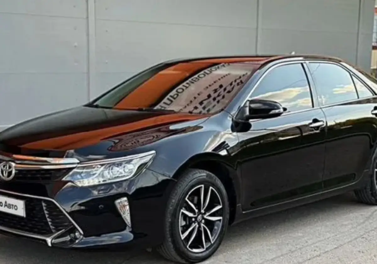 Аренда авто Toyota Camry 2 рестайлинг