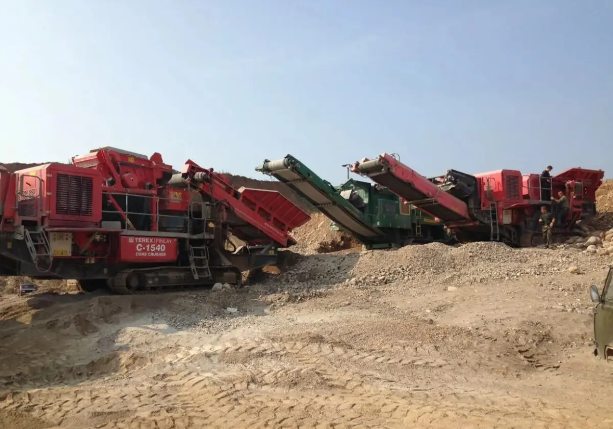 Аренда щековой дробилки Tesab 10570 по часам