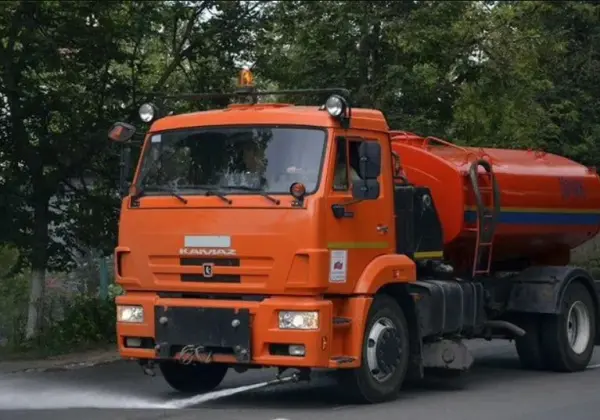 Аренда поливомоечной машины кдм