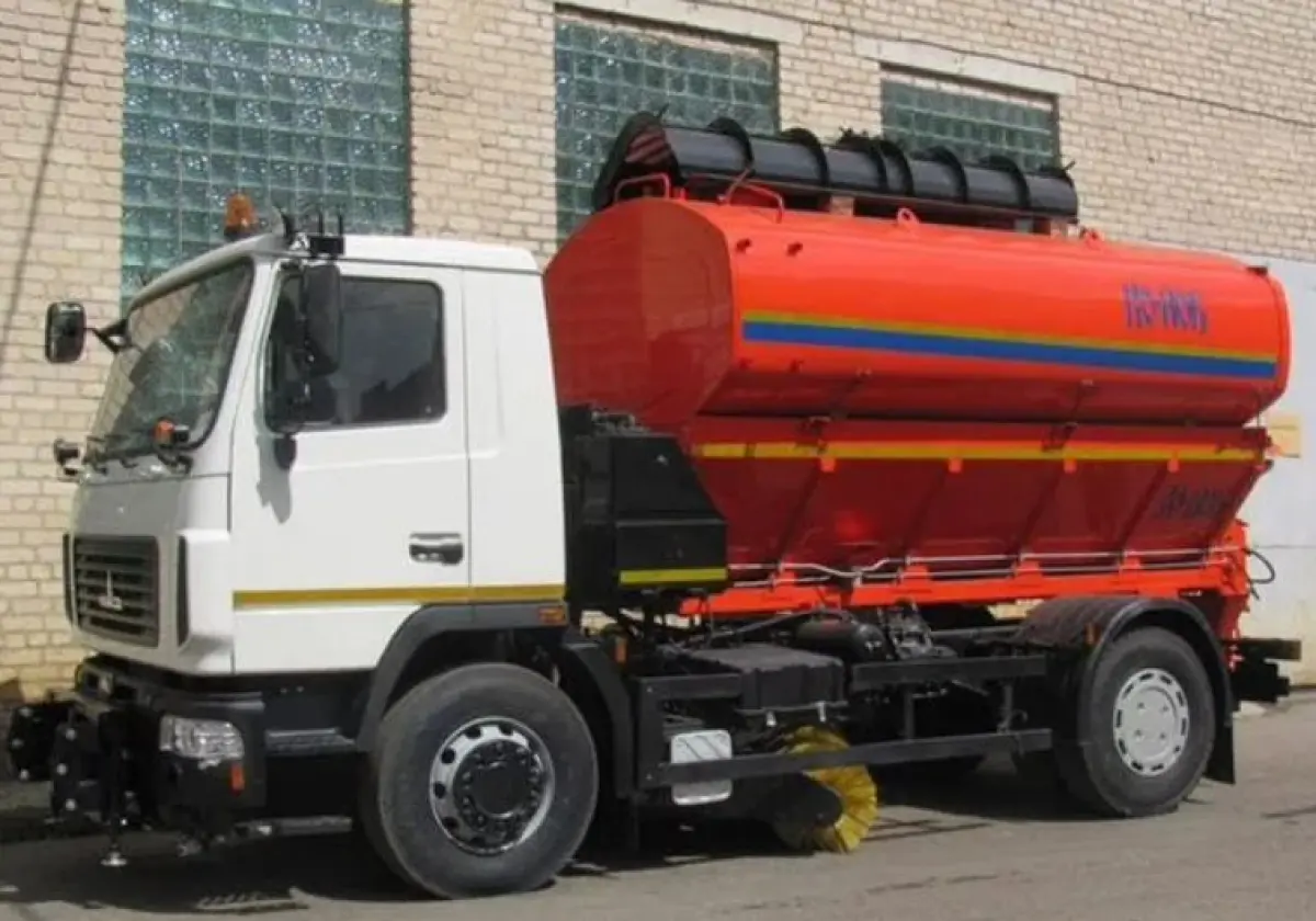 Аренда поливомоечной машины кдм