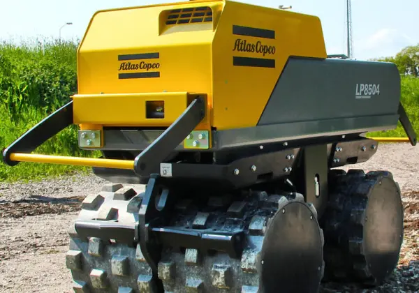 Аренда каток траншейный (без оператора)