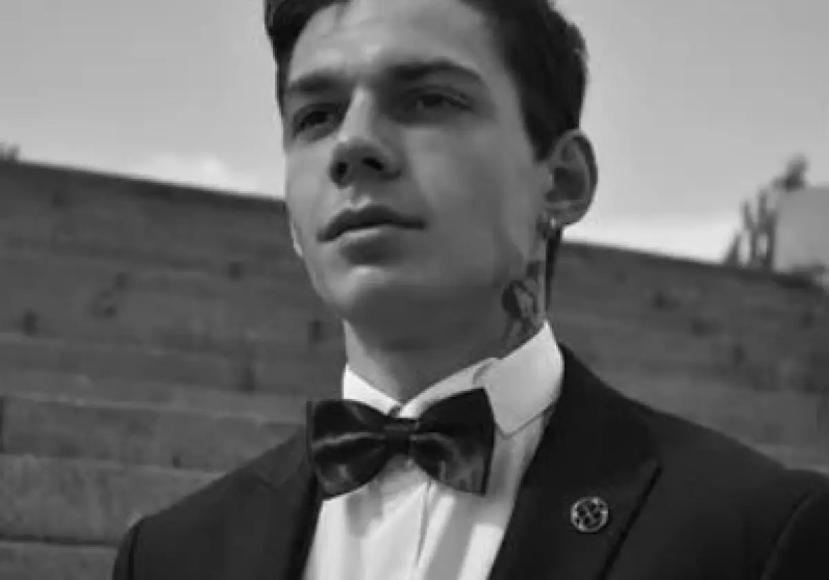 Прокат мужских костюмов