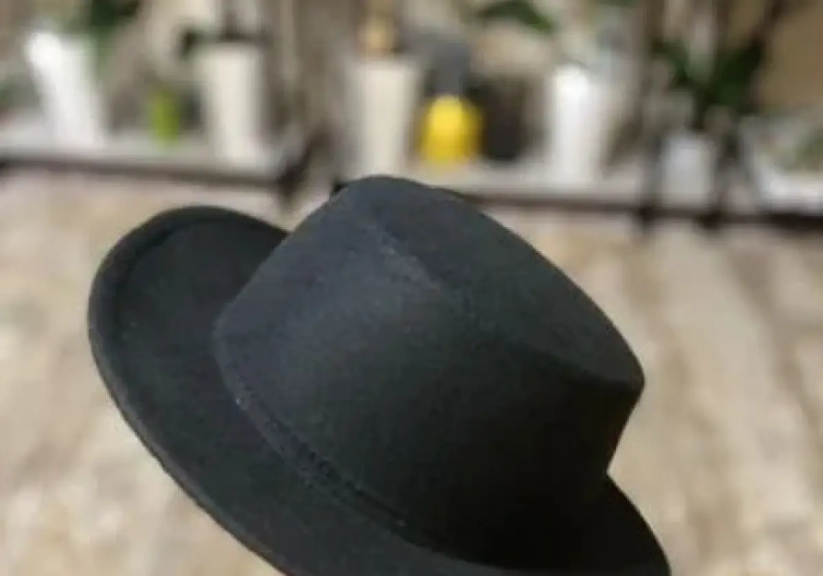 Шляпа женская для фотосессии