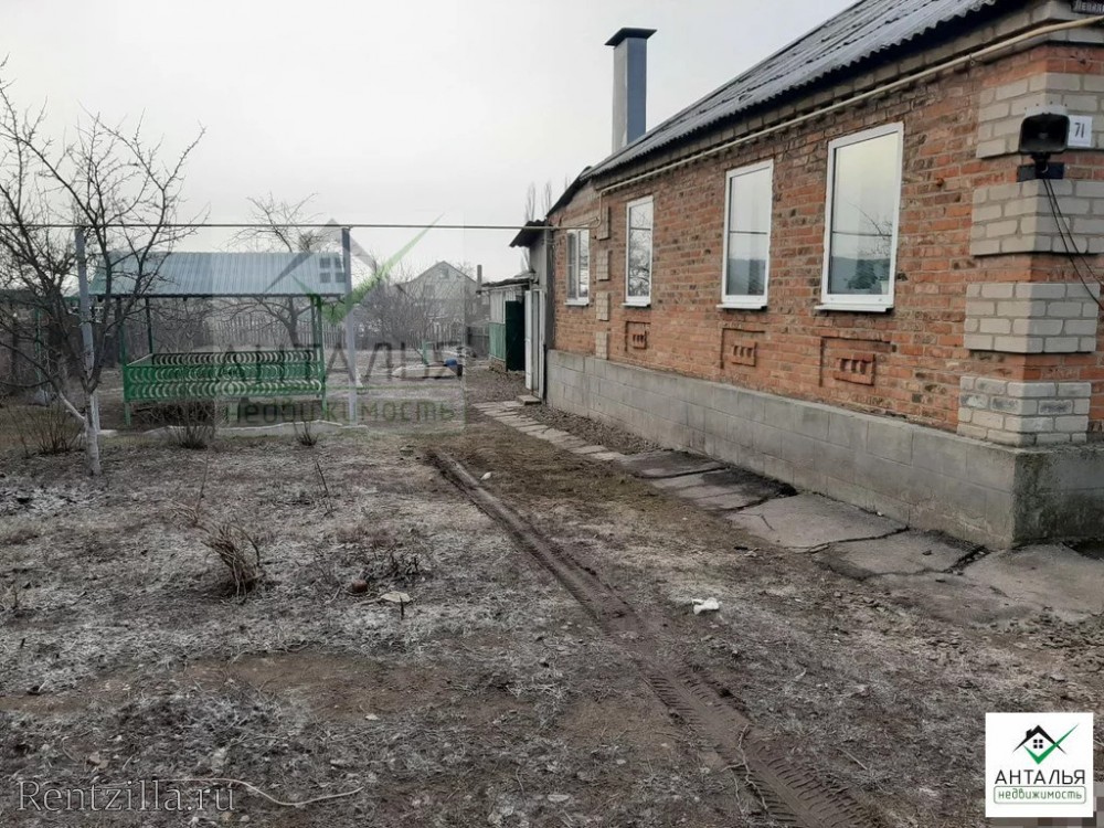 Погода в лиховском каменск шахтинском на. Бассейн мкр Лиховской. Мкр Лиховской ул Железнодорожная 6. Угольный склад микрорайон Лиховской. Мкр.Лиховской г.Каменск-Шахтинский воруют.