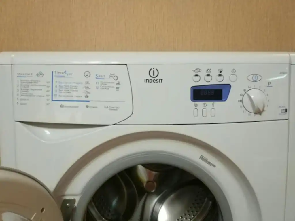 Стиральная машина Indesit WISE 10