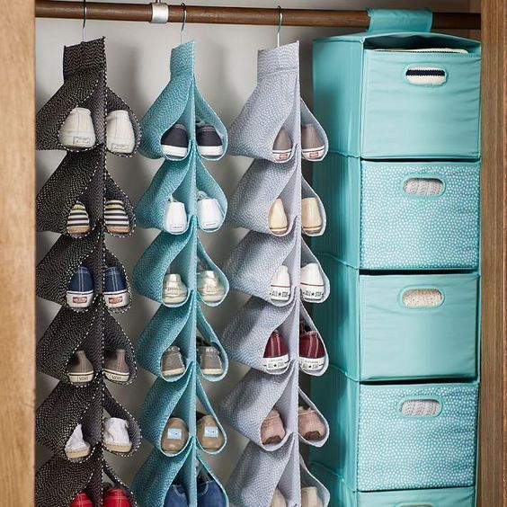 Фото № 16: 30 вариантов хранения обуви в маленькой квартире