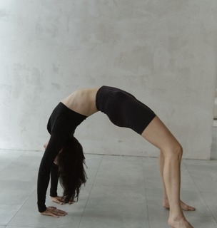 WOMAN’S YOGA