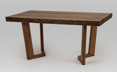 стол крафт 1600*950 патина с прорисовкой (цвет дерева:тон 100 дуб светлый / :цвет патины:черная )