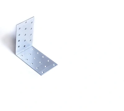 крепежный равносторонний уголок 160х160х100