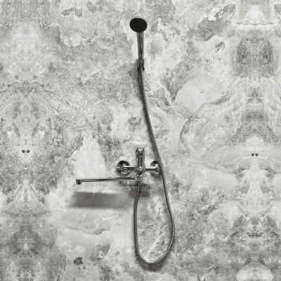 смеситель для ванны hb2213 однорычажный длинный излив с лейкой и шлангом цвет хром