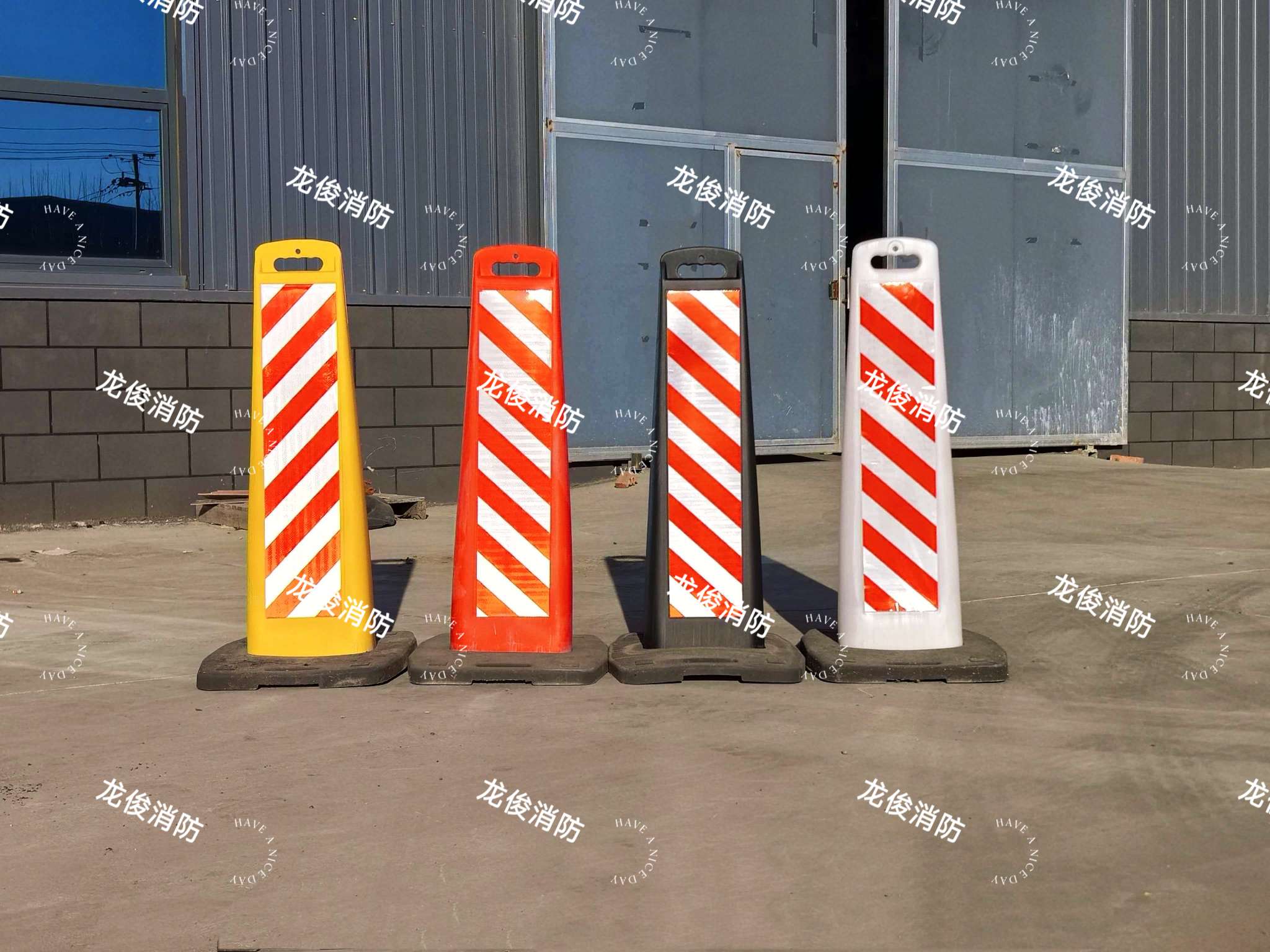 Знак дорожный светоотражающий оптом из Китая — фотография 2