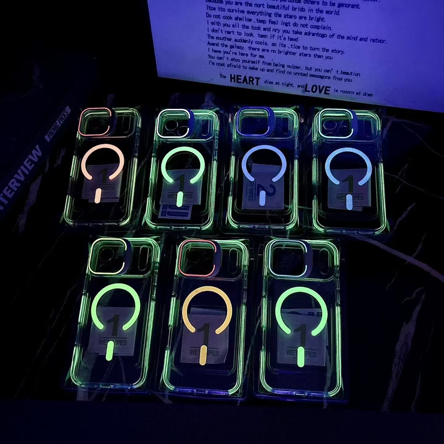 Чехол для смартфона светящийся оптом из Китая — фотография 2