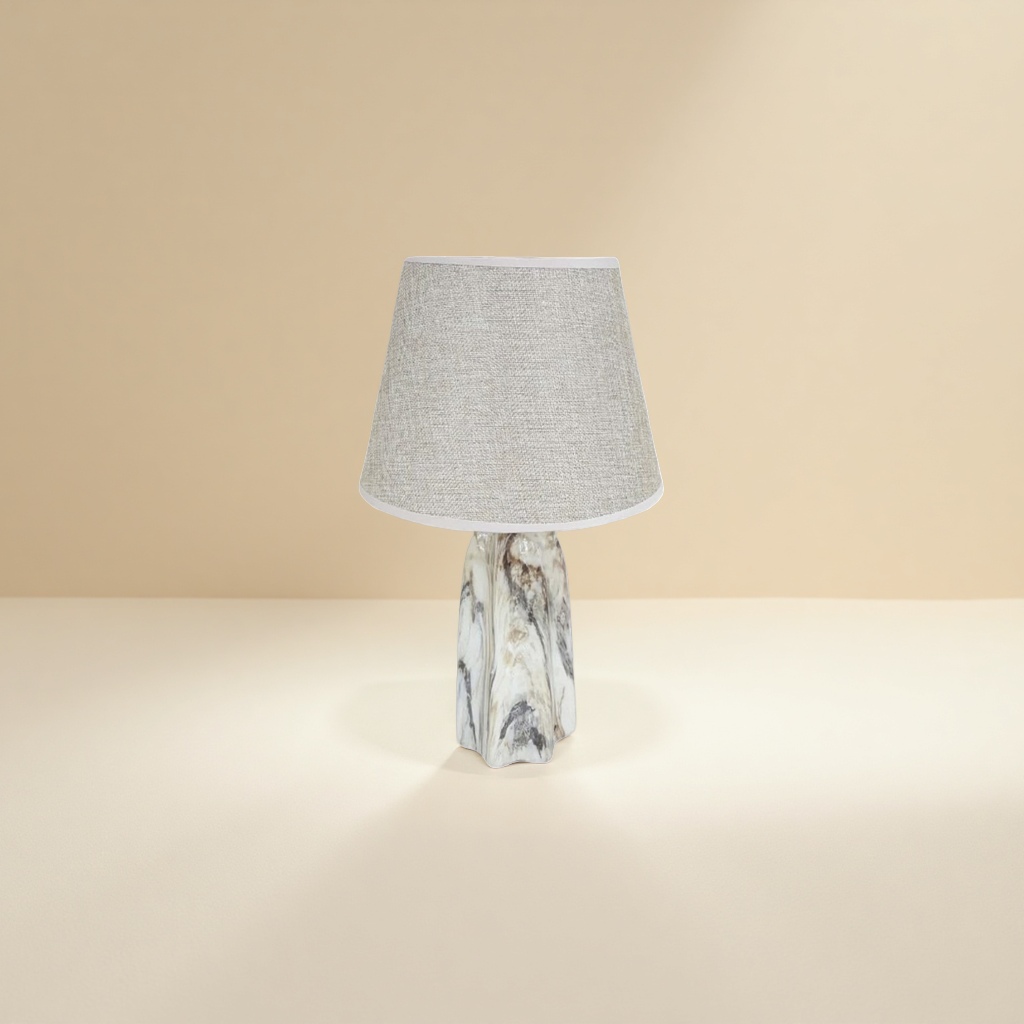 Лампа настольная с бежевым абажуром оптом из Китая — фотография 5
