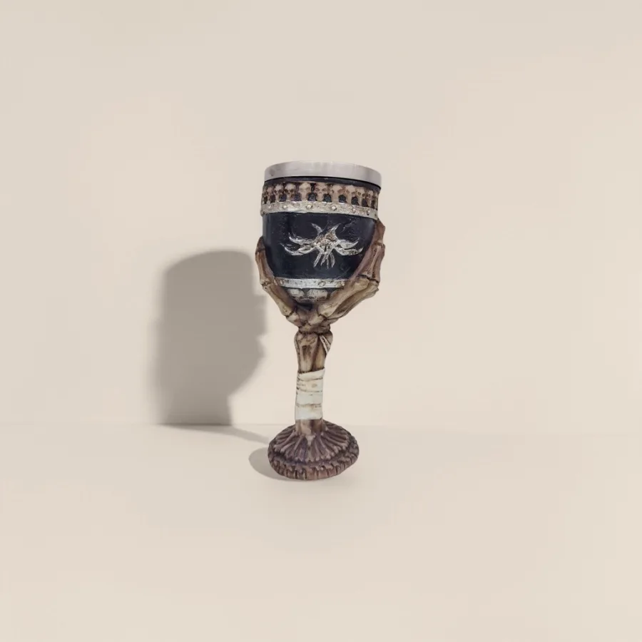 Бокал-череп с крышкой оптом из Китая — фотография 2