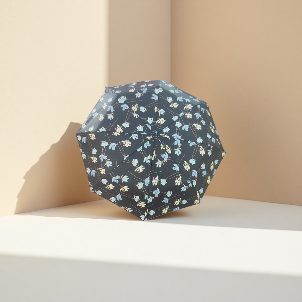 Зонт складной чёрный с цветочным принтом оптом из Китая — фотография 3