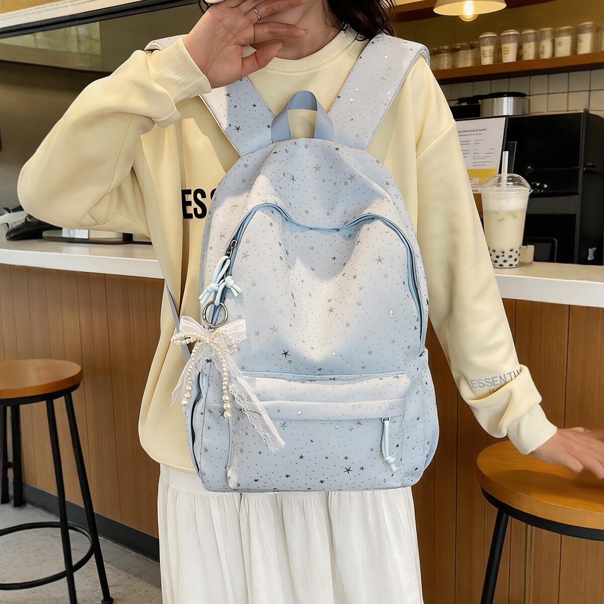Рюкзак с принтом звёзд оптом из Китая — фотография 2