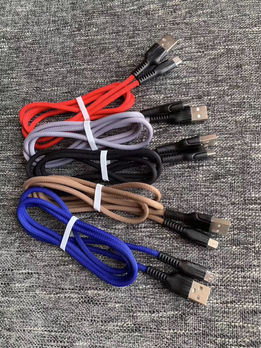 Кабель USB для зарядки телефона оптом из Китая — фотография 3