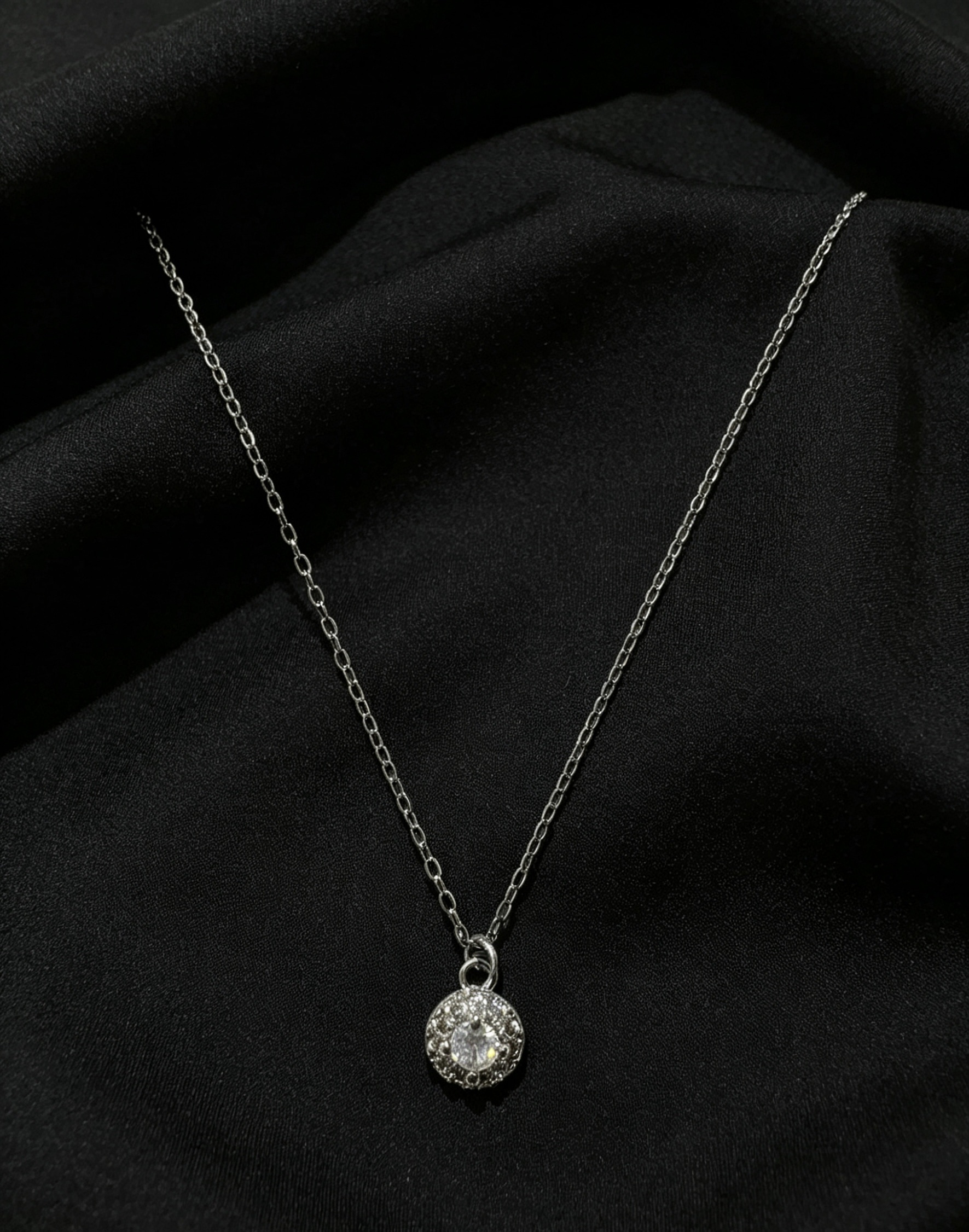 Колье золотистое с кулоном-кругом, модель 85582 оптом из Китая — фотография 5