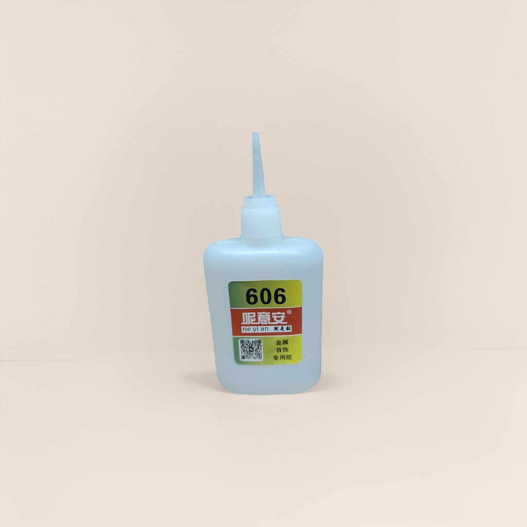 Клей 606 для бижутерии оптом из Китая — фотография 3