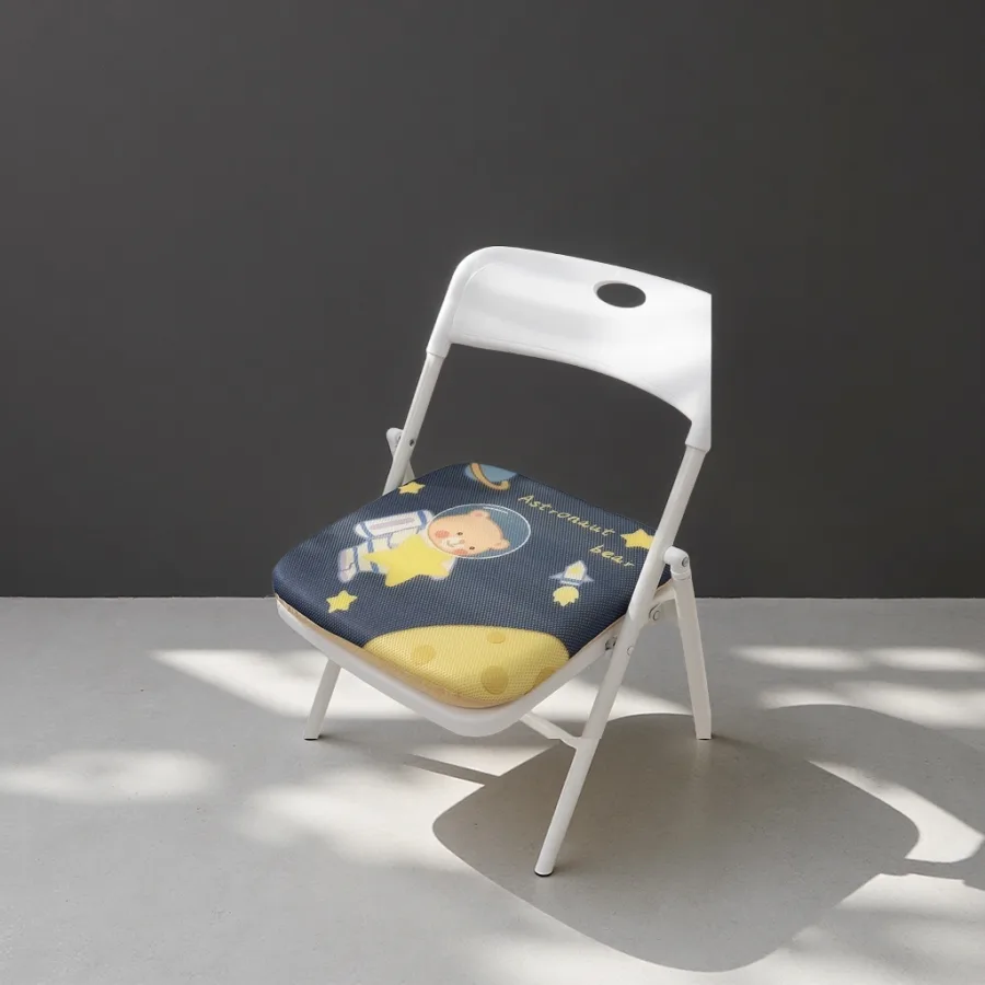 Сидушка на стул с мишкой-космонавтом оптом из Китая — фотография 2