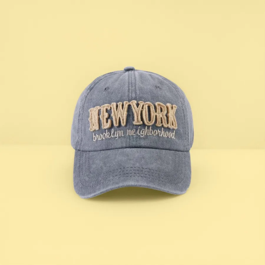 Бейсболка серая с вышивкой NEW YORK оптом из Китая — фотография 2