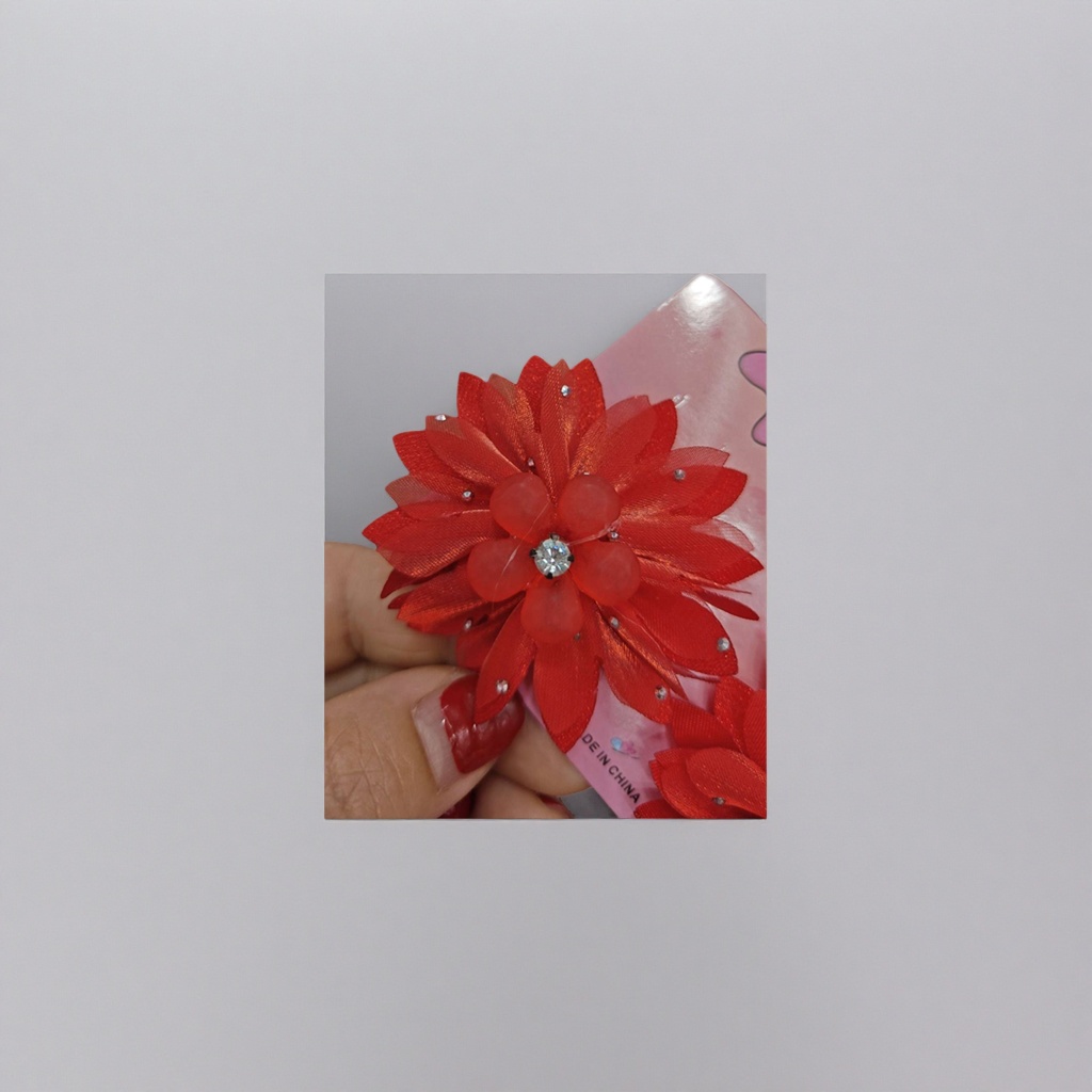 Заколка-бант красная с цветком из сетки оптом из Китая — фотография 3