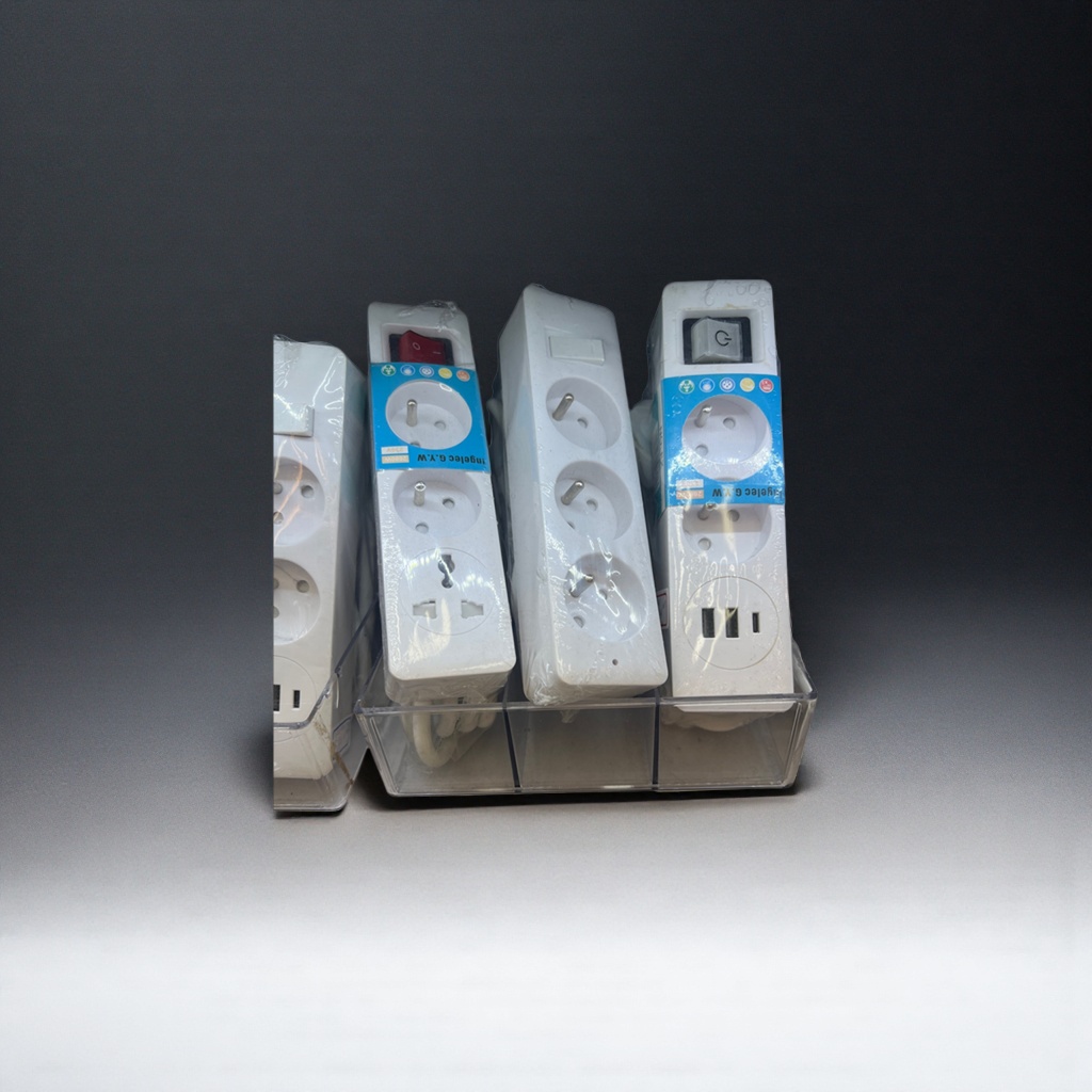 Удлинитель бытовой с USB-разъёмами и круглыми розетками оптом из Китая — фотография 5