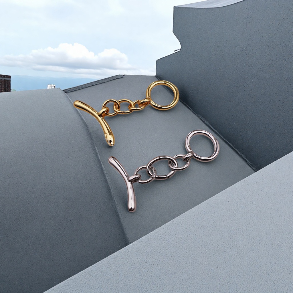 Серьги-конго витые под золото 18K оптом из Китая — фотография 4