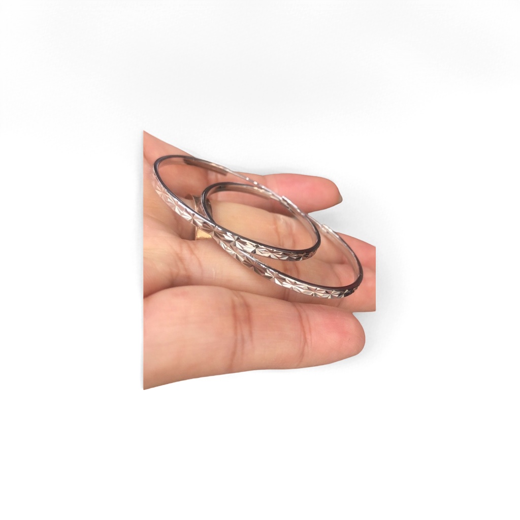 Серьги серебристые с резным узором оптом из Китая — фотография 3