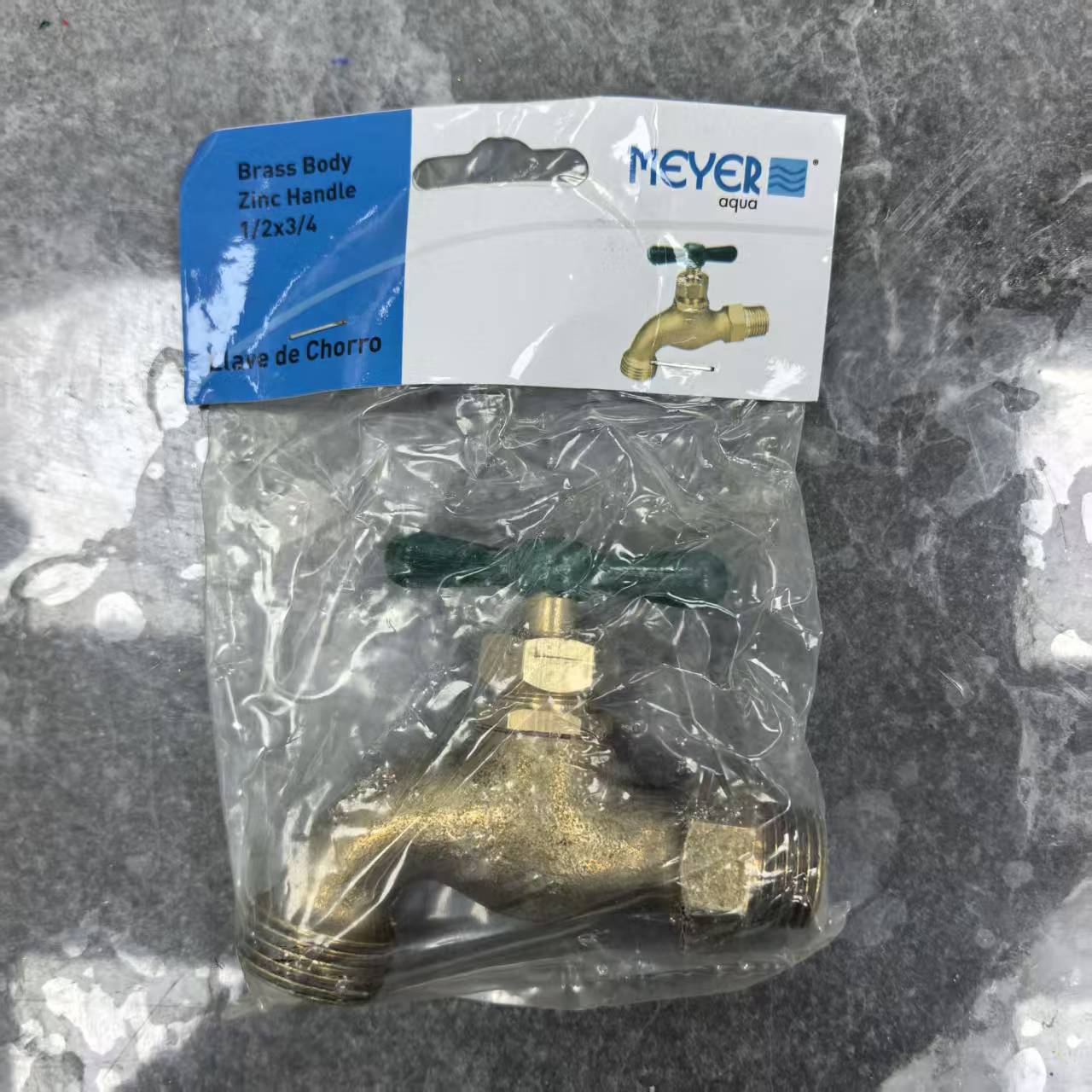 Лейка душевая медная с металлическим корпусом оптом из Китая — фотография 2