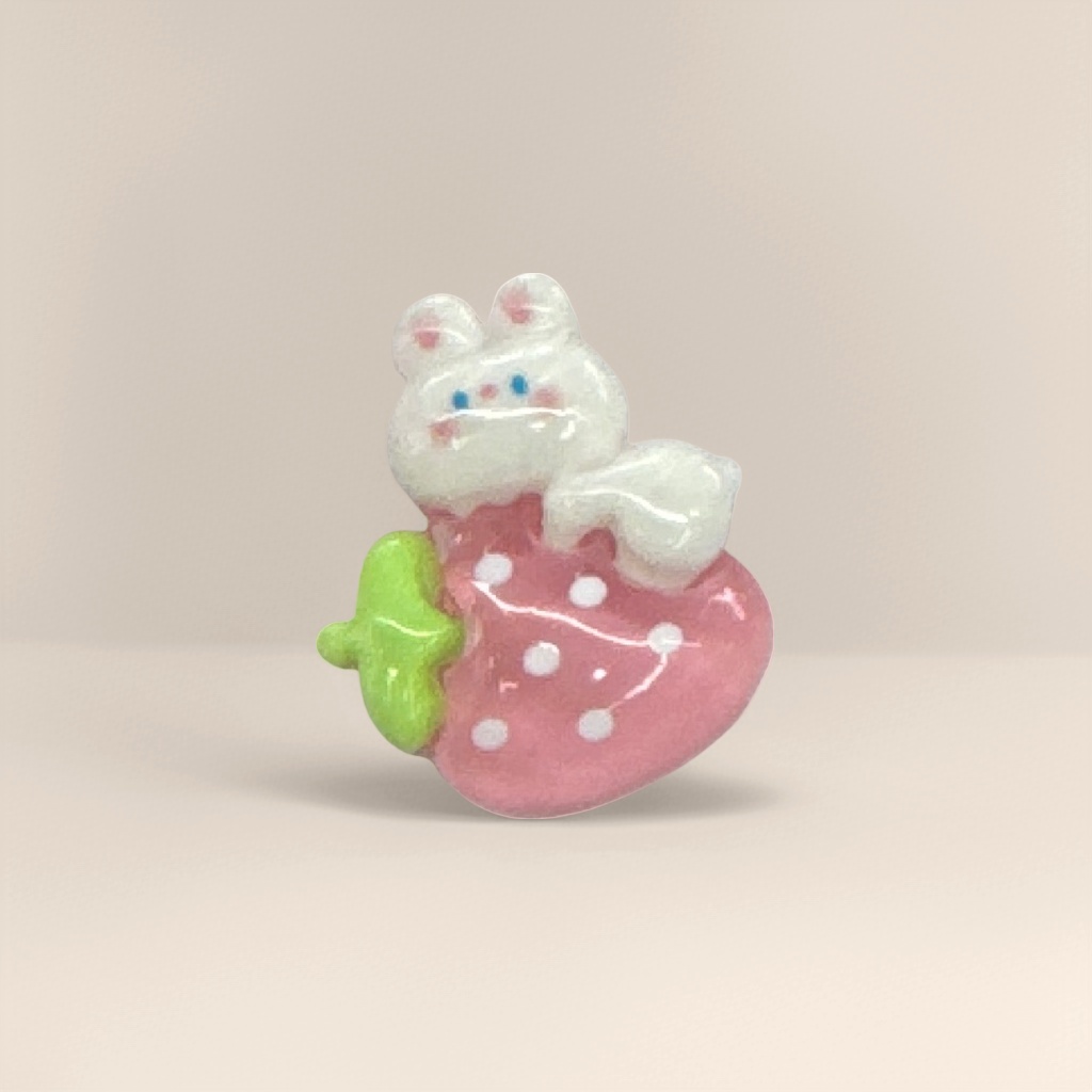 Фигурка керамическая кролик-клубника оптом из Китая — фотография 3