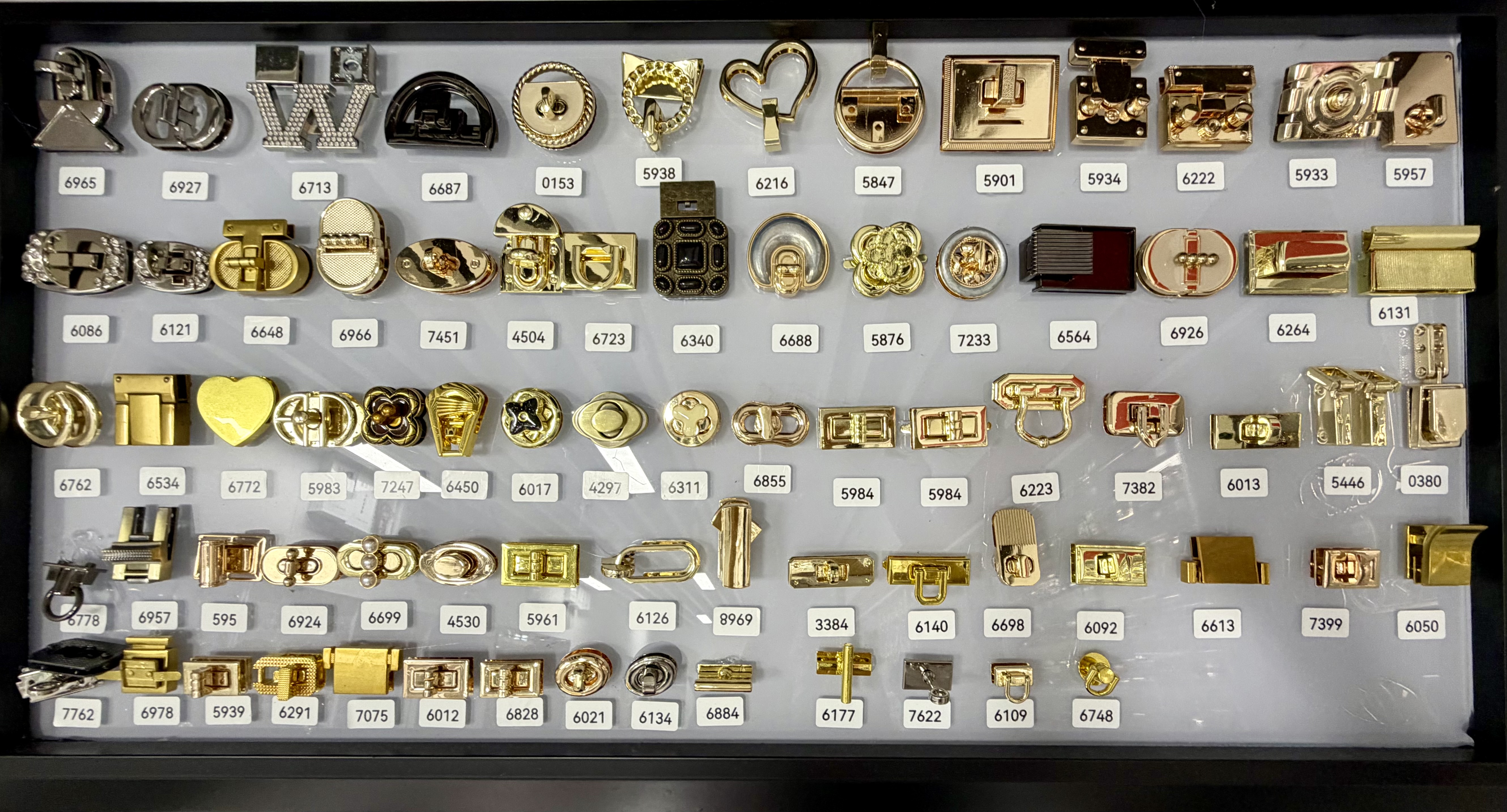 Пряжка-застёжка металлическая 20 мм оптом из Китая — фотография 3