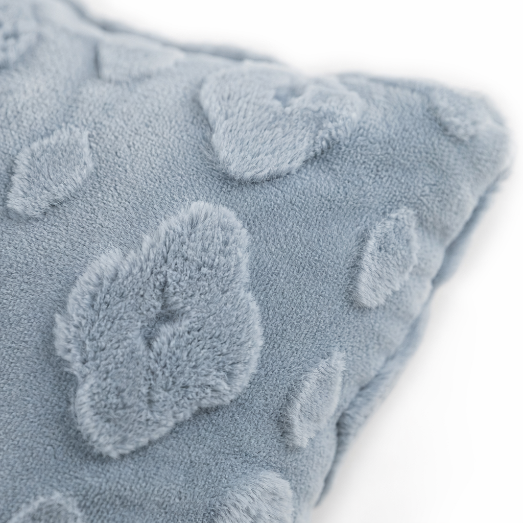 Подушка декоративная плюшевая светло-серая с цветком оптом из Китая — фотография 5