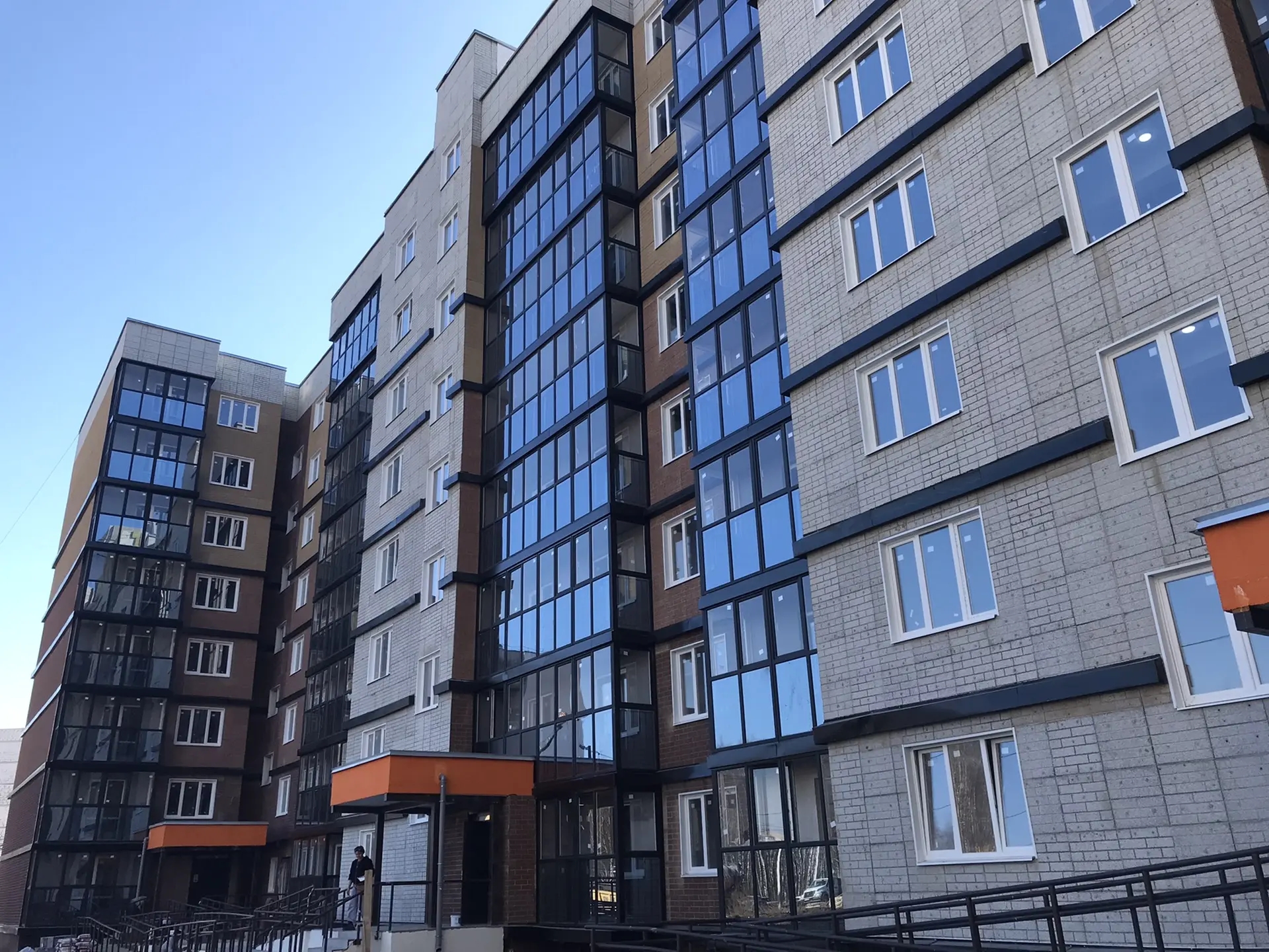 Продаëтся просторная 2к. квартира 59 м2 во Фрунзенском Эко-районе