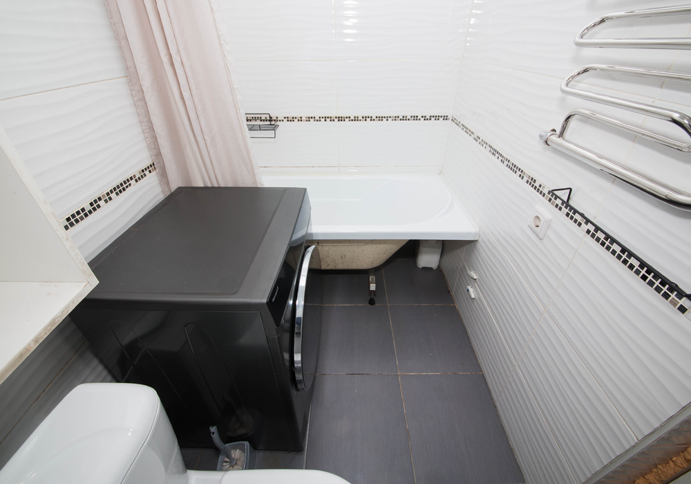 3-ка, 60,1 кв.м., 1/9 эт., ул. Громова 56, корп.3