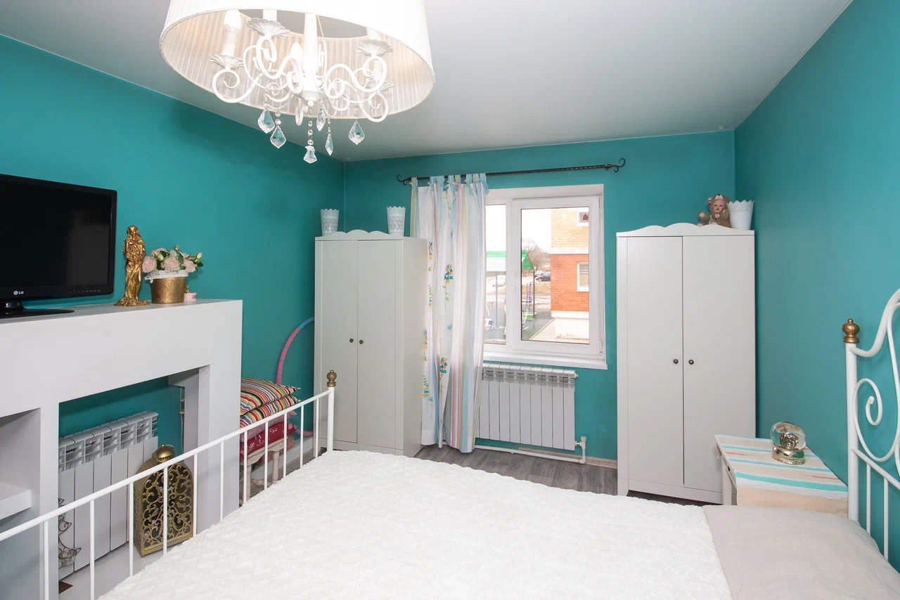 1-комнатная квартира 42 м² в Щедрино с мебелью