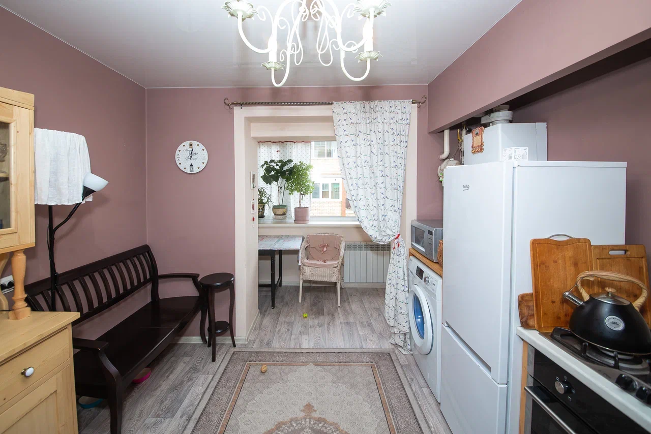 1-комнатная квартира 42 м² в Щедрино с мебелью