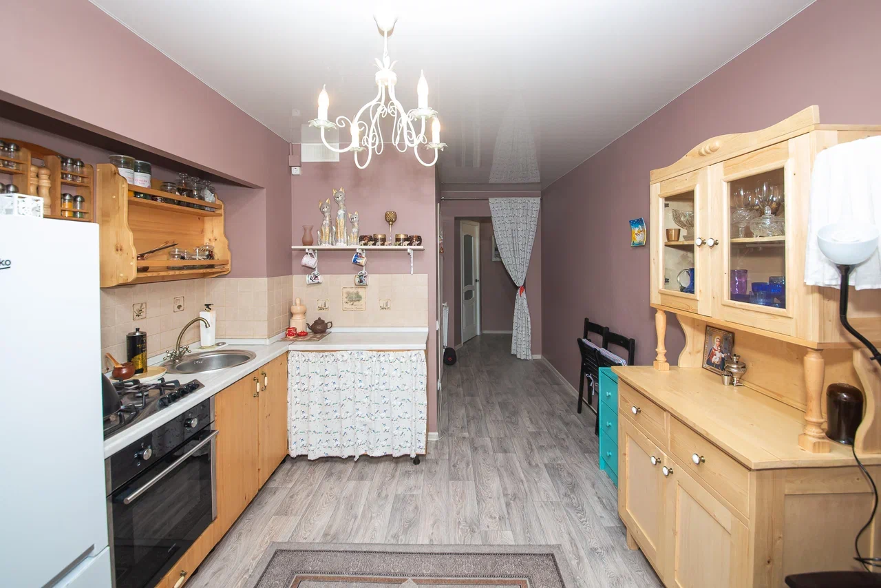 1-комнатная квартира 42 м² в Щедрино с мебелью