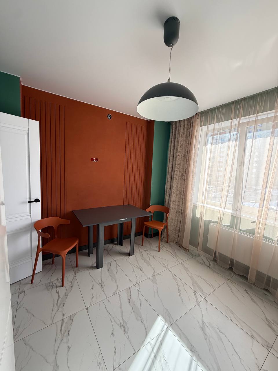 Продается теплая и уютная 2-комнатная квартира с РЕМОНТОМ и МЕБЕЛЬЮ.