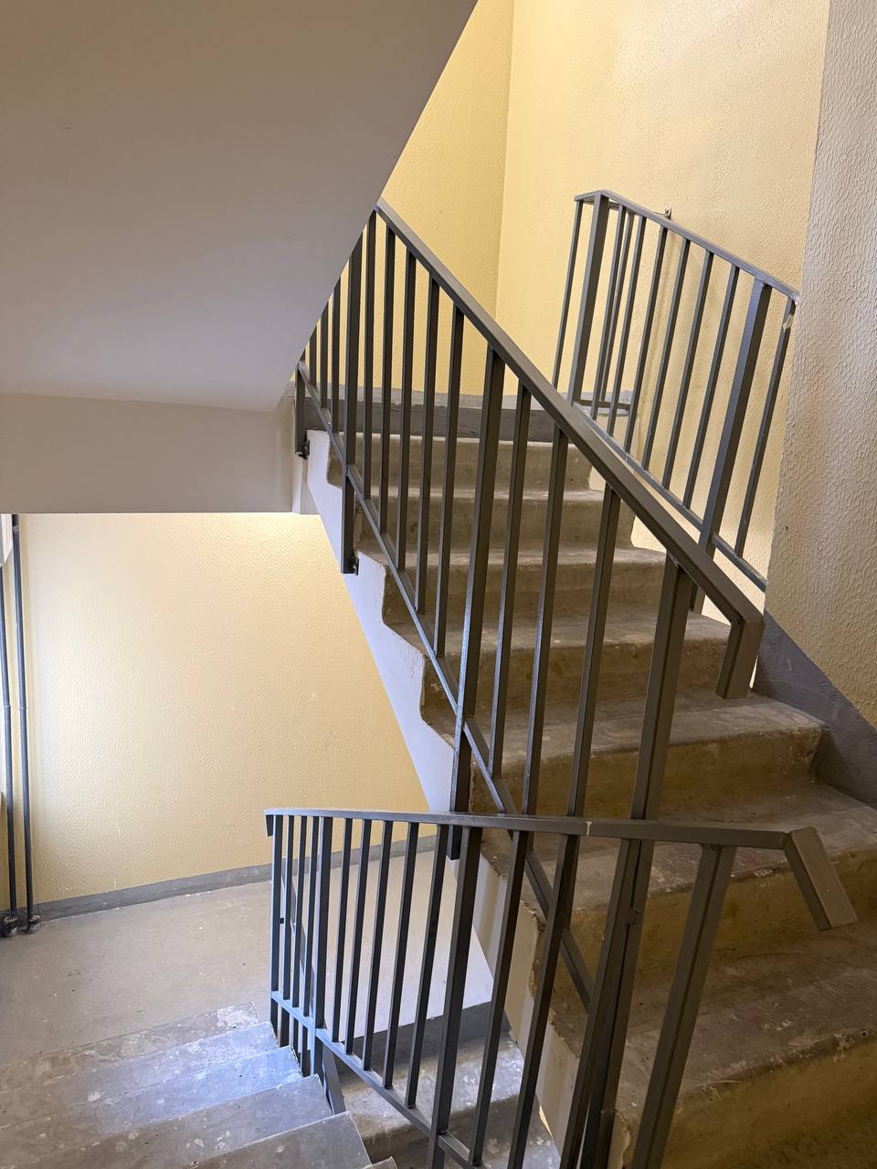 Продается теплая и уютная 2-комнатная квартира с РЕМОНТОМ и МЕБЕЛЬЮ.