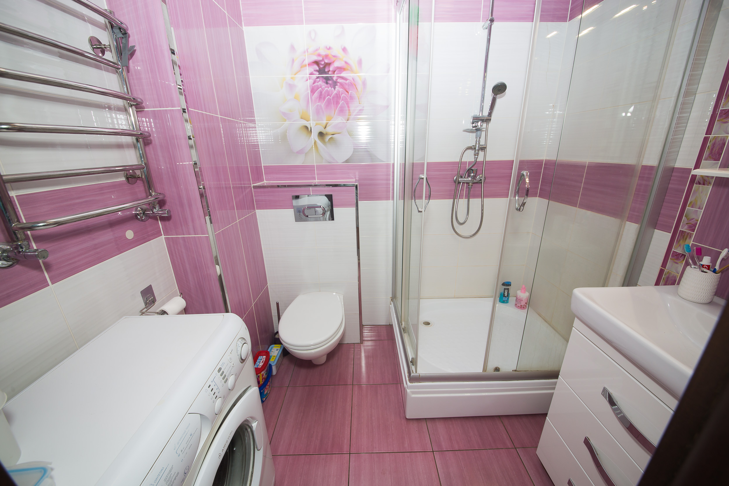 Продается теплая и уютная двухуровневая квартира, в которой продумано все до мелочей для комфортного проживания!!!