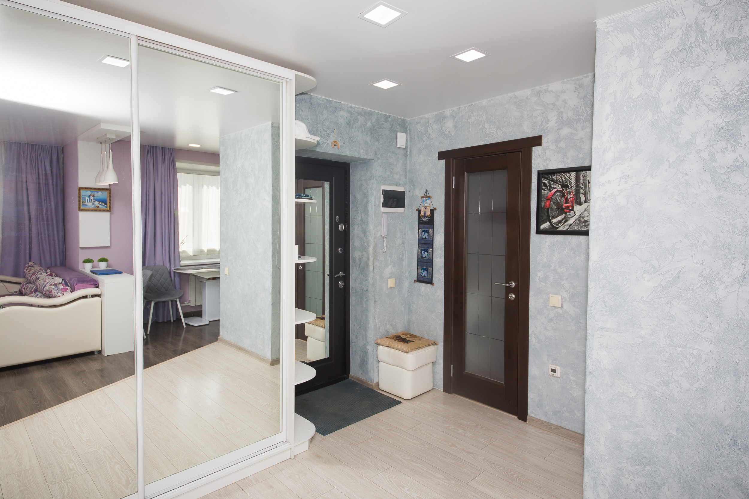 Продается теплая и уютная двухуровневая квартира, в которой продумано все до мелочей для комфортного проживания!!!