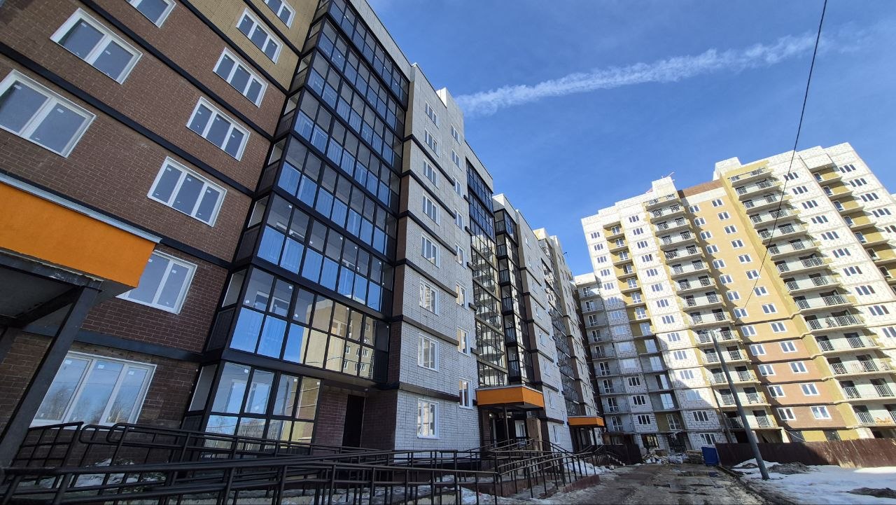 В продаже 3 комнатная квартира в новом доме.