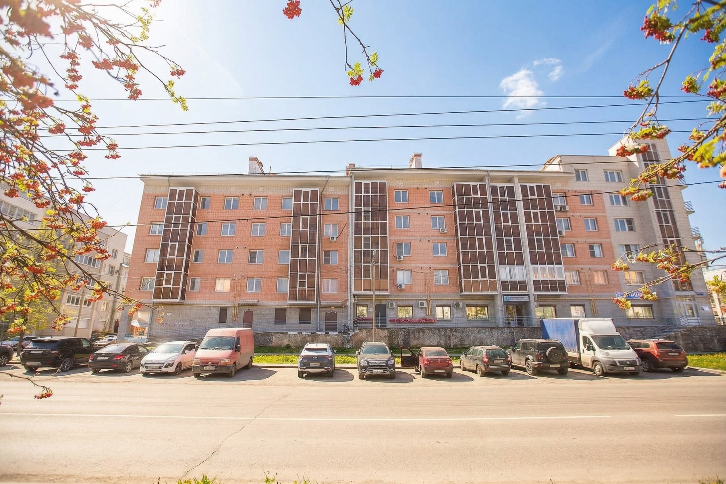 3-комнатная квартира, 110 кв.м., 4/6 этаж