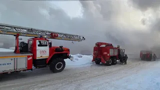 Пожар в гараже Сыктывкара произошел из-за неисправной электрики транспорта