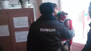 В Ижевске сняли на видео жесткое задержание брянских фанатов