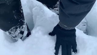 «Всё завалено снегом»: рязанка пожаловалась губернатору на состояние улиц и оборванные провода