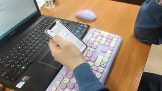 Всем, кто пользуется WhatsApp и Telegram: поздравить близких с Новым годом больше не получиться